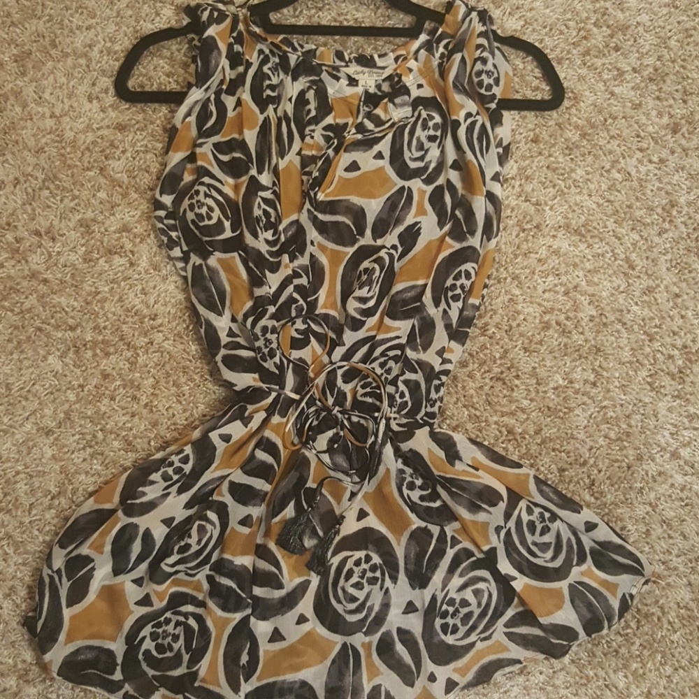Lucky brand top